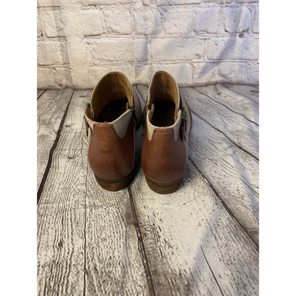 Born Kati Suede Short Booties, Size 8 - Picture 4 of 8